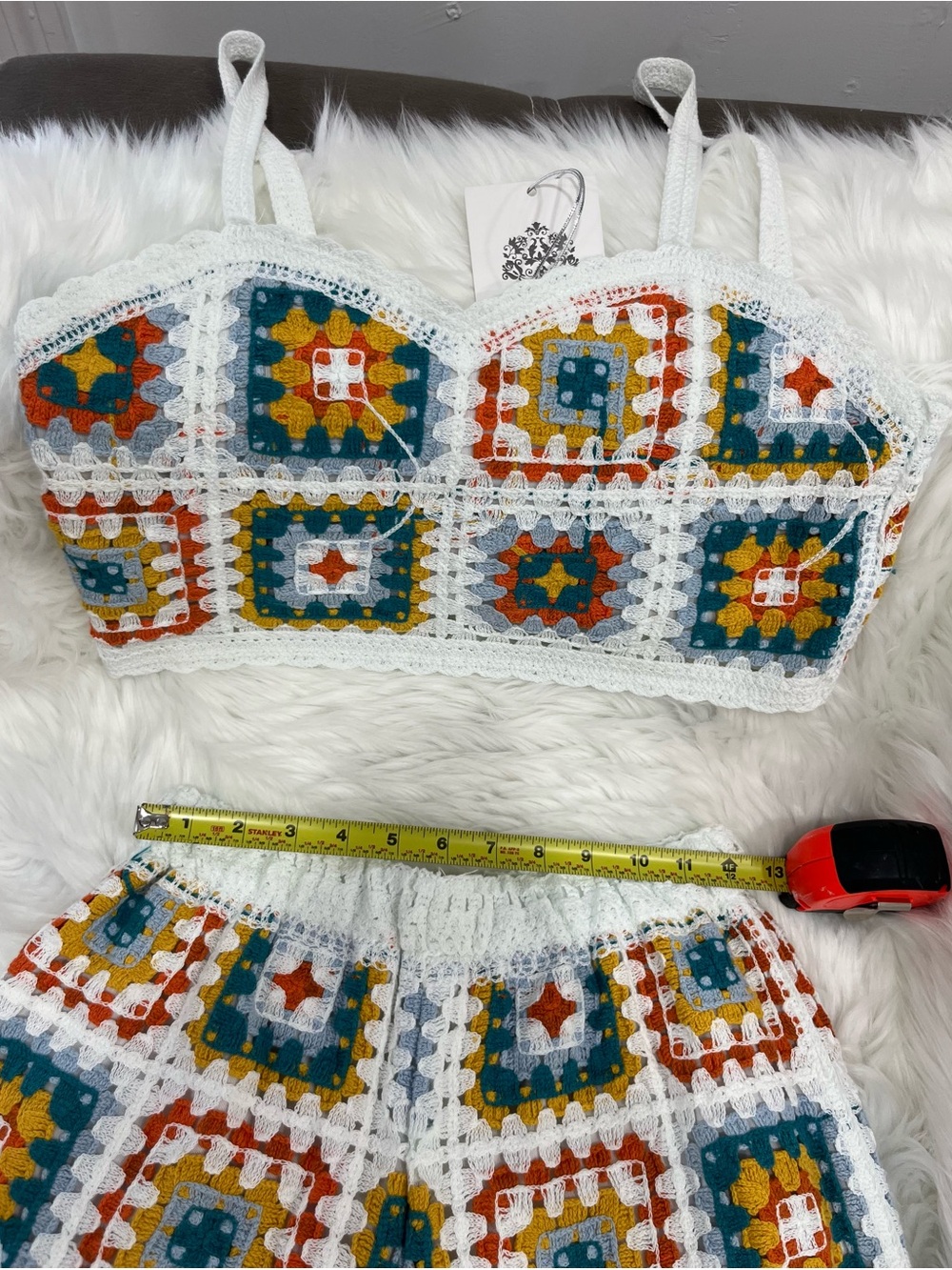 Rebellion Crochet 2-Piece Set | Granny Square Crop Top (M) & Lined Shorts (S) - Picture 4 of 9